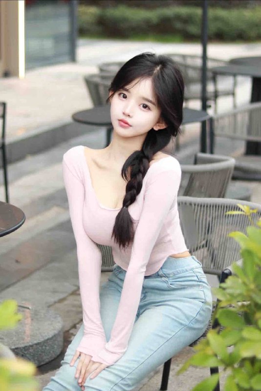 高素质纯圈外兼职💎𝙏𝙝𝙖𝙣𝙠 𝙮𝙤𝙪 •𝘽𝙤𝙨𝙨💎·净足170天然D神仙颜值 极品白纯05年· 日常健身 全身紧实 超长🦵• 牛奶雪白肌 服务一级棒• 脾气超好待k如男友