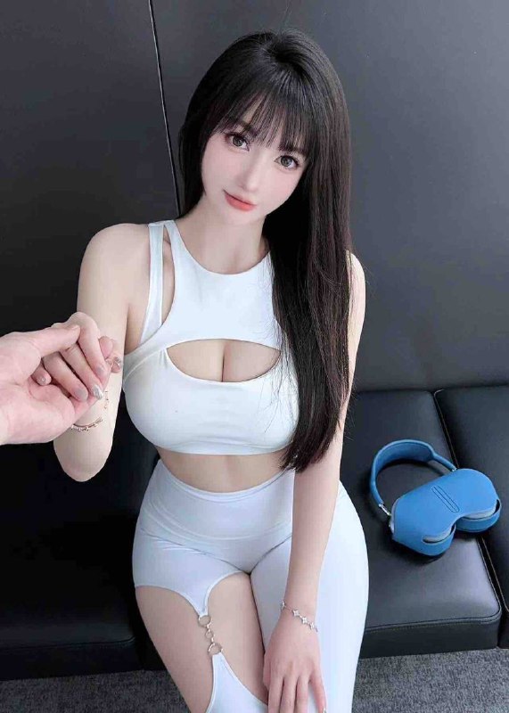 Height      身高 / 168cm·Weight     体重/  46kg·Age           年龄/  05  年💗初次兼职 肤白貌美🐻大腰细💗极品白小纯🐍纹 69