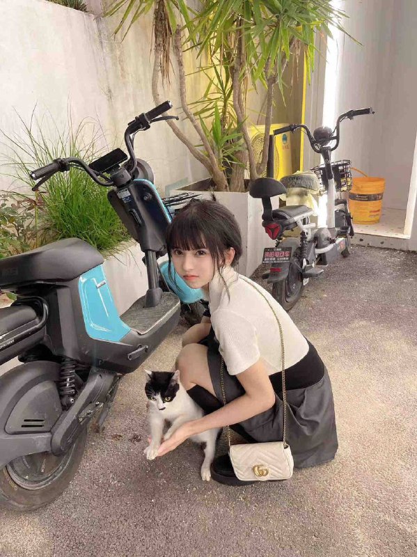 林愉欢  重庆❤️人 暑假兼职 身高170  胸e