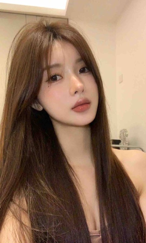 重庆水原希子🏠•❤️无整高级脸•❤️𝐇𝐞𝐢𝐠𝐡𝐭  173cm. 𝐁𝐮𝐬𝐭  C• 𝐀𝐠𝐞   05年•❤仙女本仙   偶尔兼职低素质勿扰⚠️真实大学生可看学生证，可查学信网