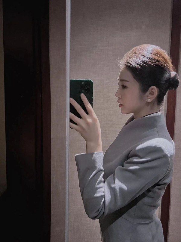 #重庆水原希子身高/168体重/92• 𝐁𝐮𝐬𝐭胸围/C+• 𝐀𝐠𝐞年龄/02年• 𝐒𝐩𝐞𝐜𝐢𝐚𝐥𝐢𝐭𝐲特长/肤白 天然🈚整• 𝐇𝐨𝐛𝐛𝐲兴趣/健身🏋🏻舞蹈👧🏻一字马