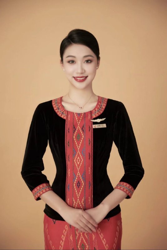 重庆真实在飞空乘，支持一切查验可跟飞，光脚171，天然d，23岁，重庆人