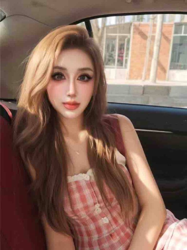 重庆章若楠🏠-精緻臉🌸抖音主播重庆旅游🀄（遇见就是缘分）温柔女友feel💕极品必喜• 𝐇𝐞𝐢𝐠𝐡𝐭身高/173cm𝐖𝐞𝐢𝐠𝐡𝐭体重/48kg𝐁𝐮𝐬𝐭胸围/C通体雪白   可盐可甜💧多会