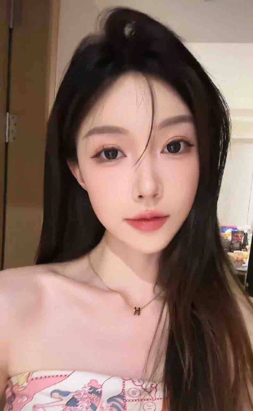 身高172真D cup可咸可甜可蜜百变女神天然无整健美S身材 圈内唯一电臀健身达人：网球、击剑、射击、高尔夫只见素質客 低素质自觉绕道颜值高情商高性格好身材好全身雪白 超级长腿