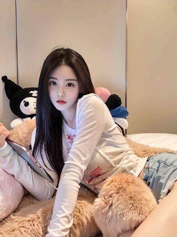 • Age / 03年• 𝐇𝐞𝐢𝐠𝐡𝐭 / 168 （身材火辣似火）• 𝐖𝐞𝐢𝐠𝐡𝐭 / 95（凹凸有致）• 𝐁𝐮𝐬𝐭 /🐻D（让你欲罢不能）胸挺臀翘   皮肤光滑白皙  手感一级棒氵多懂配合   蝴蝶🦋穴  健身臀🉑69，🉑🐍稳，🉑口🉑情趣性感甜妹  活好不事  各种高难度动作乖巧配合  带客如男友。