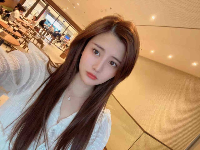 重庆胖虎🏠𝐇𝐞𝐢𝐠𝐡𝐭身高 170𝐖𝐞𝐢𝐠𝐡𝐭体重/46Kg𝐁𝐮𝐬𝐭胸围/C天然无隆💯𝐀𝐠𝐞年龄/00年在职模特短暂兼职，人美声甜，紧致多汁。脾气好高素质没有烟尘气🉑🐍吻，🉑⑥⑨。