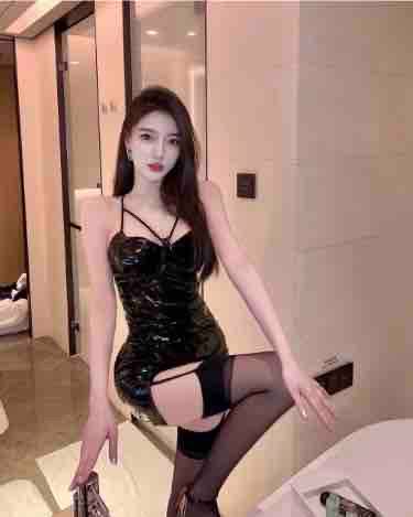 网红御姐身高171cm体重98🐻D