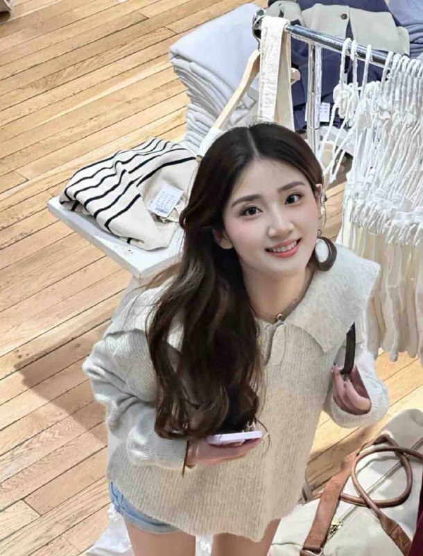 *身高:168cm*体重 ：48kg🐻围34c🌸可纯可欲风格百变🌸长腿细腰 外纯内sao