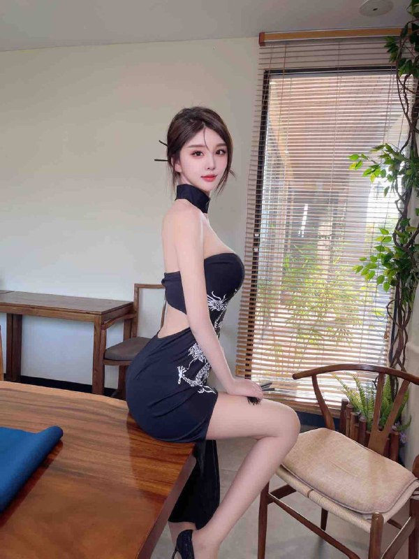 重庆范冰冰🏠兼职开•Heiget.      168•Weight.      45Kg•Bust.          真🐻D•Age.🥚🥚后A4腰 纯天然 无纹身清纯甜美 听话乖巧配合度高 情趣🉑️🎬🎬真人真照可验证