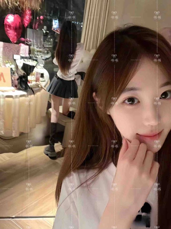 身高/ 170cm·年龄/ 04年·胸围/  D刚下水 待客如初恋 配合度高 全身天然无整 蜜桃臀 三点粉 只接素质k