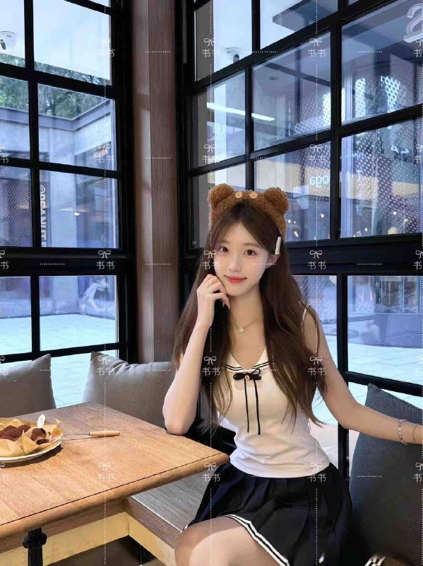 身高/ 170cm·年龄/ 04年·胸围/  D刚下水 待客如初恋 配合度高 全身天然无整 蜜桃臀 三点粉 只接素质k