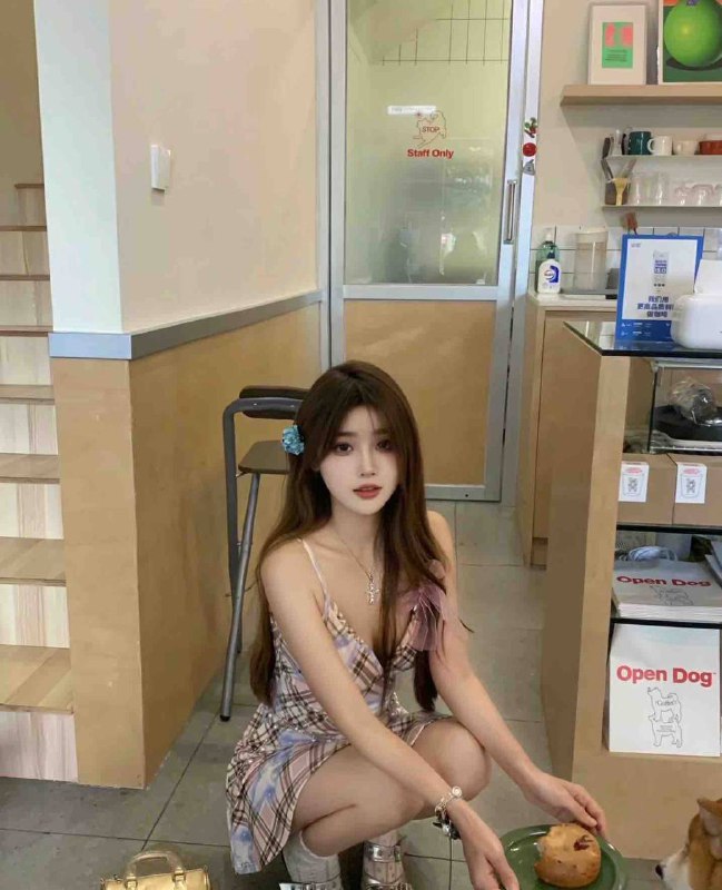 ❤️重庆极品白小淳❤️身高170体重43kg年龄05年🐻C❤️全身雪白 三点粉❤️配合度超高 天然0⃣️整❤️服务态度好不催不事❤️有素质 谈吐佳❤️兼职短开