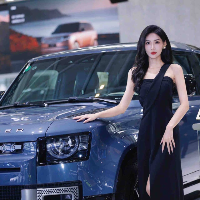 重庆车模 真实1.78 车模 大E 99年   气质熟女，高端洋气大牌，谈吐高雅素质，不催不事