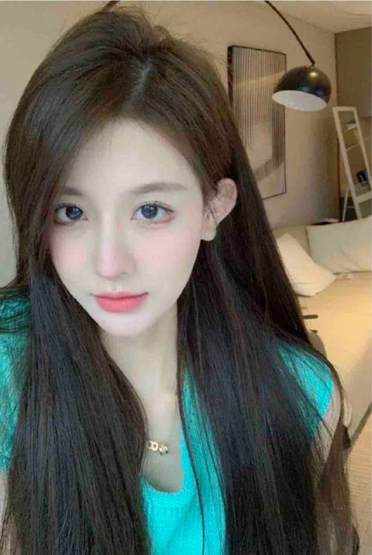 170，03年，舞蹈系，雪白皮肤，胸d，69，蛇纹