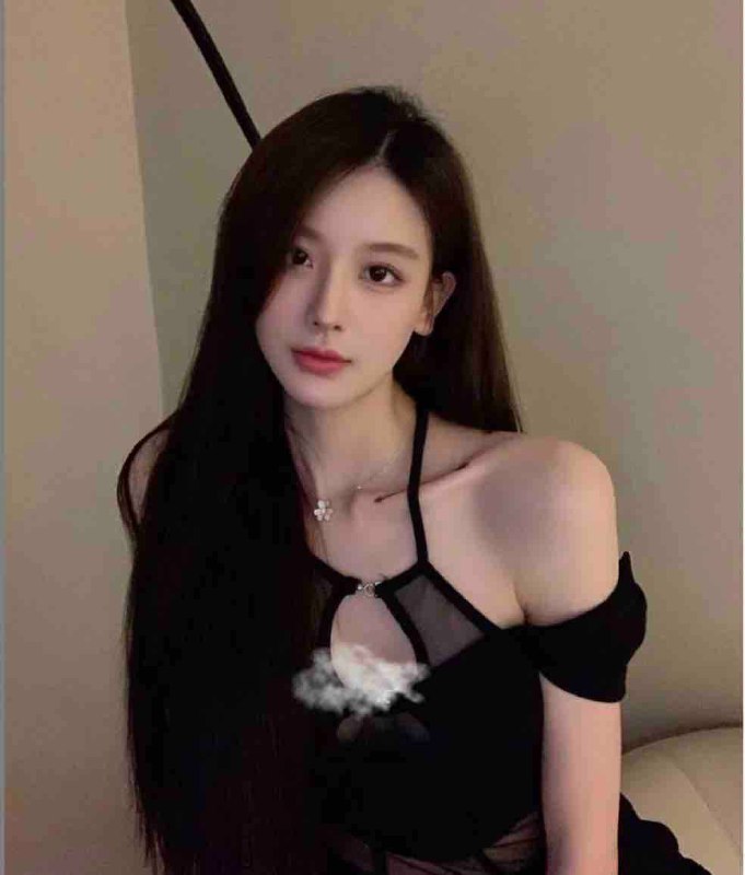 170，03年，舞蹈系，雪白皮肤，胸d，69，蛇纹