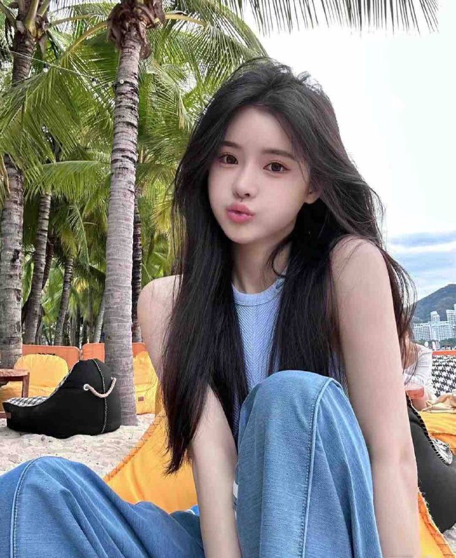 ·Height      身高 / 170cm·Weight     体重/  44kg·Age           年龄/  04 年💗初次兼职 肤白貌美🐻大腰细💗一个客不认识 温柔似水