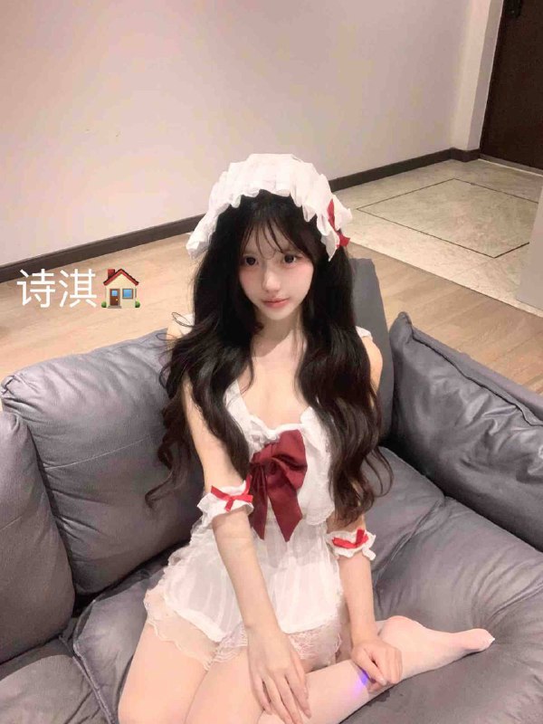 重庆诗淇🏠💖人上线！04年167C，在校生兼职，重庆妹子，，身体雪白嫩滑,三点👙,温柔乖巧懂事,可素颜见课,💗待客如初恋男友，配合度高🌸🌸🌸🌸