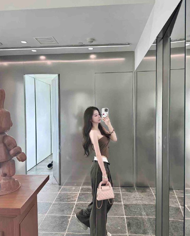 171D 纯天然 无整容 无纹身 皮肤光滑 气质和 素质高 田茹谨🏠