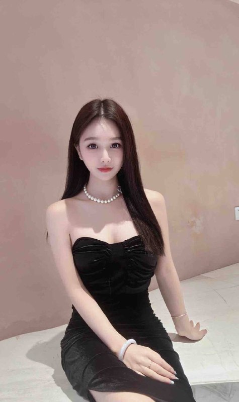 ❖年龄/𝑎𝑔𝑒:20岁❖身高/ℎ𝑡:168❖罩杯/𝑐𝑢𝑝:D❖体重/𝑤𝑡:45kg真实在校大学生！大二学生！校花！高颜值！高学历！温柔乖巧听话懂事