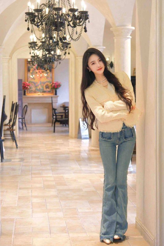 💕03 90 D 在校学生💕极品小甜心，超级爱笑💕制服丝袜控 温柔性感 气质女神 大长腿💕超级好脾气 擅聊天 温柔大方