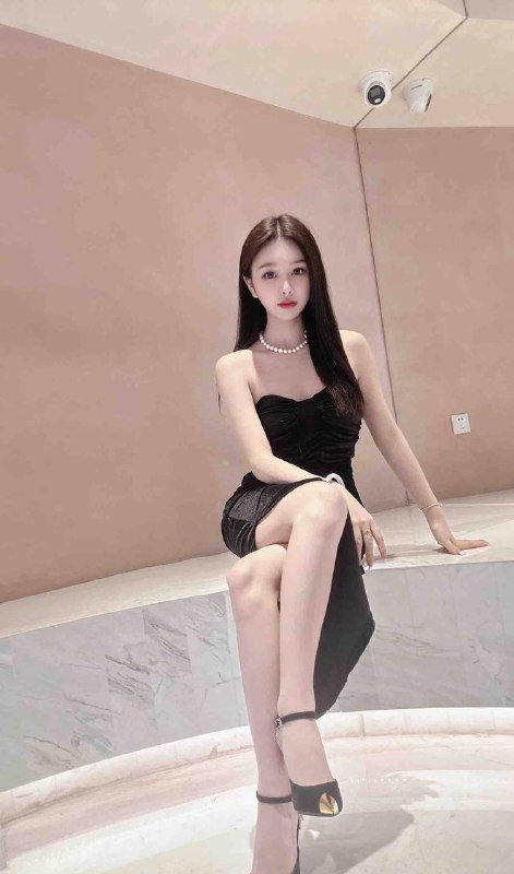 ❖年龄/𝑎𝑔𝑒:20岁❖身高/ℎ𝑡:168❖罩杯/𝑐𝑢𝑝:D❖体重/𝑤𝑡:45kg真实在校大学生！大二学生！校花！高颜值！高学历！温柔乖巧听话懂事