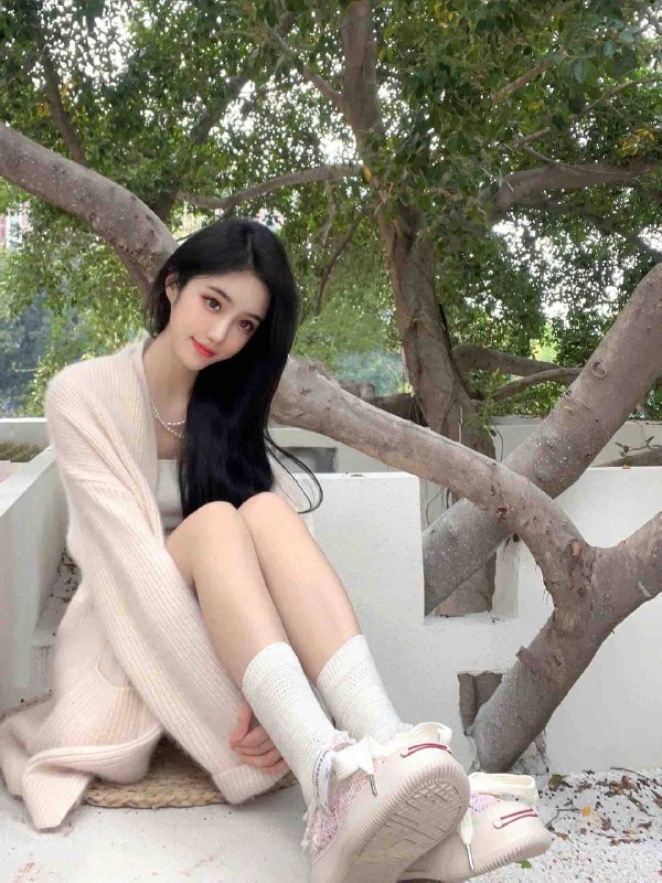 💕03 90 D 在校学生💕极品小甜心，超级爱笑💕制服丝袜控 温柔性感 气质女神 大长腿💕超级好脾气 擅聊天 温柔大方