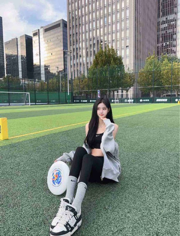 🍑臀   前凸后翘  真实🐻💛白狸透红 雪白长美腿175 04🐻D ，高超技术给你不一样的体验漫画身体，内骚，榨汁机，💦妖精的骚穴，解锁🔒种技能乖巧听话配合度100%，期待与哥哥来一场只属于你我的甜蜜🌸邂逅