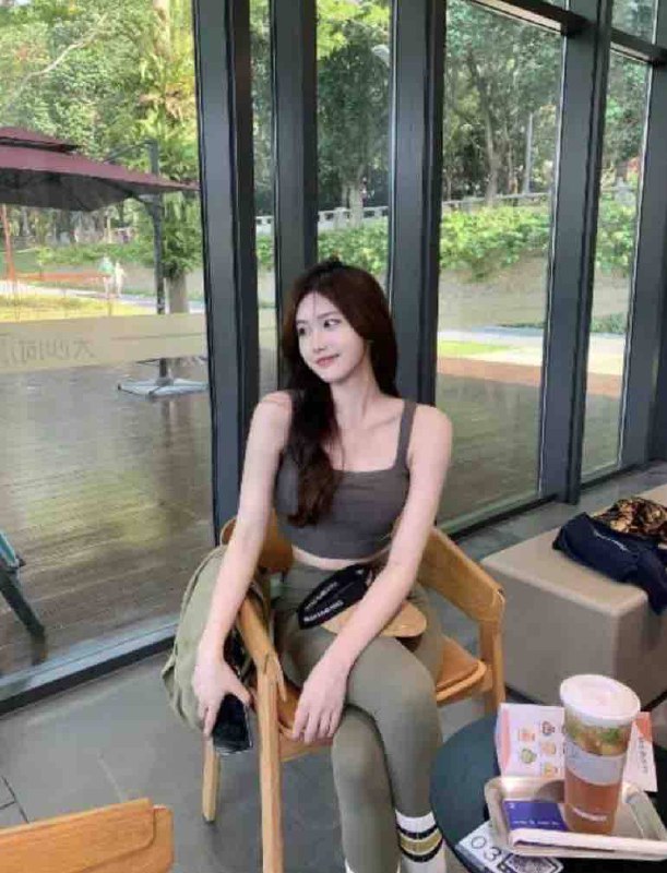 170🐻D 03长期健身 反差女友，腰力百分百 摇摇永动机，只接素质课，🉑69 蛇纹