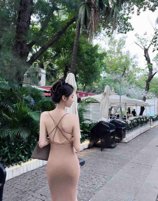 重庆啊星新人175D 短开几天纯兼职高级脸完美身材S型  情商高 智商高 高素质人才洋气大牌  衣品佳  给你极致体验感