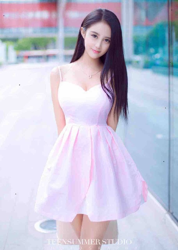 重庆小小  172e   气质御姐  胸模兼职 皮肤雪白  热情🔥好  第一次下水 感谢给个见面的机会