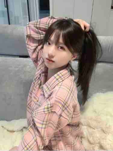 05甜美小白 兼职在校艺术生▸ 净168 ┊   ▸🐻C┊   ▸ 45kg▸本人真照 必洗款 专治挑课▸配合度高 笑容甜美 骨架小