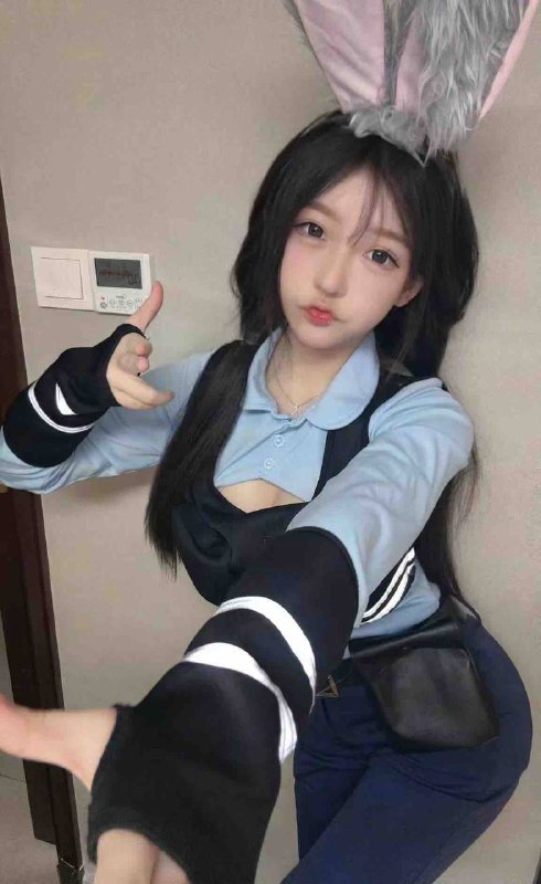 重庆啊泽🏠独家⛱️娃娃音 美术学院学生在读05年 170d 偶尔兼职 甜美可爱照片均为本人自己拍摄无水分 偶尔兼职 肤白貌美只接待有素质的Boss🈚艺术照 真人真照🈚️差距支持验证服务⭐️⭐️⭐️⭐️⭐️态度🌟🌟🌟🌟🌟