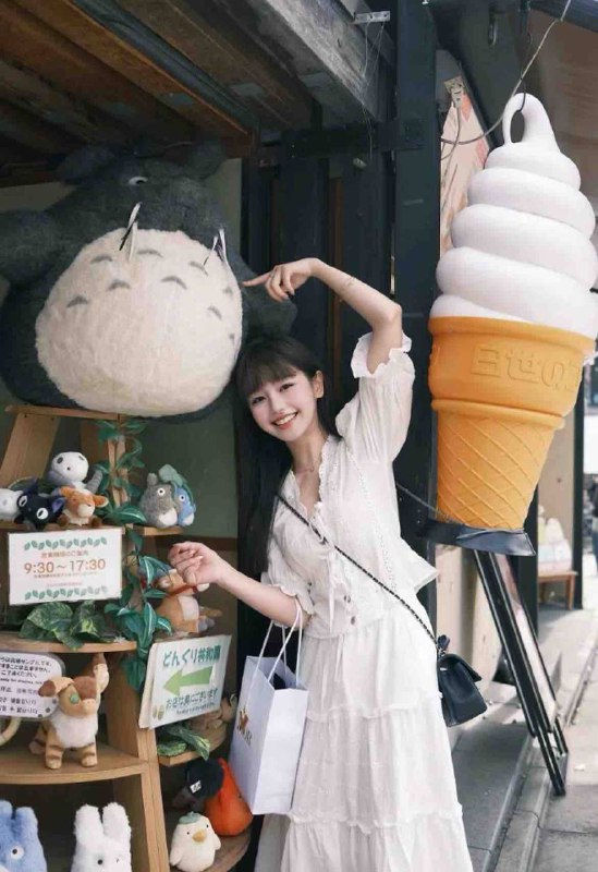 在校大学生👩‍🎓清纯可爱 甜美可人纯天然0整 可素颜见🉑完美身材S腰 三点粉冷白皮短期兼职 有jk丝袜🉑69🐍纹重庆本地人 交流素质情商在线