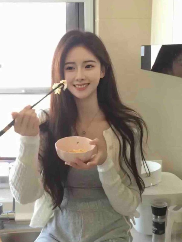 重庆诗淇🏠极品：在校学生能歌善舞  04年🉑纯🉑御纯天然全身0整🈚️纹身肤白牛奶肌 性格温柔有趣喜欢甜美可爱的必选款宝藏女孩 up up～𝐀𝐠𝐞/年龄   04        𝐁𝐮𝐬𝐭/胸围 D• 𝐇𝐞𝐢𝐠𝐡𝐭/净高170   𝐖𝐞𝐢𝐠𝐡𝐭/体重 88