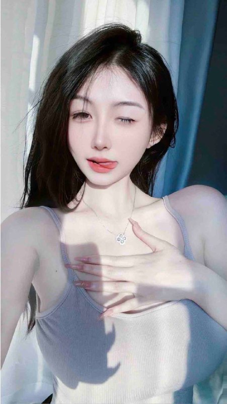 00年御姐范艺术学校生首次兼职皮肤雪白皮肤白嫩 细腰翘臀氵多首次下氵性格温柔期待你来解开更多姿势兴趣/健身/看书/旅游