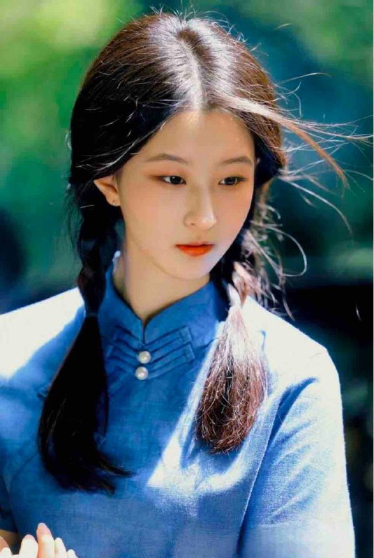 本科在读165cm🐻C 体重95斤05年性格超好 超甜极品纯欲质量妳的纯欲女友极品白小纯兼职妹妹纯天然❗️酥酥软软天然🐻🉑蛇💋，🉑69兴趣爱好:唱歌  跳舞   阅