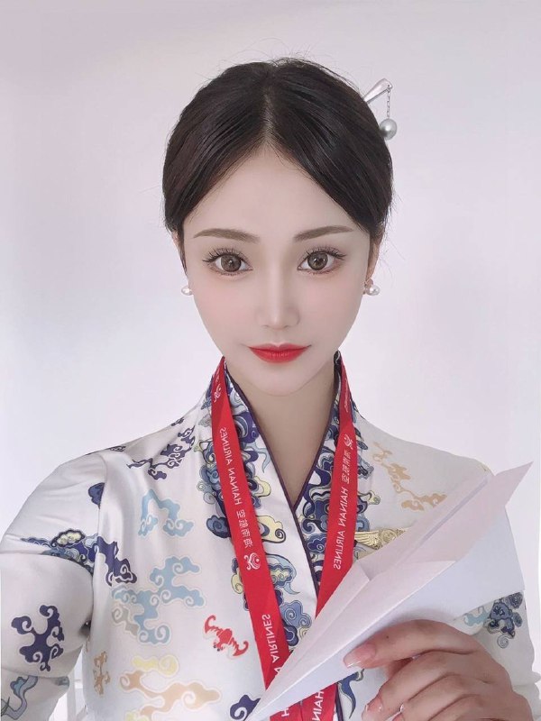 林轩🏠极品清纯海航空姐173D 兼职跟飞中 高素质 高涵养 谈吐大方