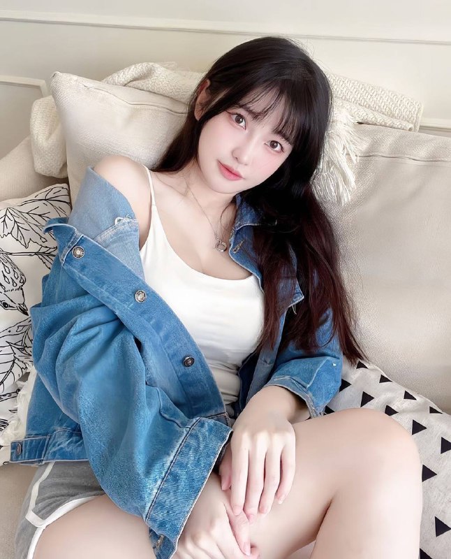 林轩➕新同学极品高挑白纯02年+168D+93斤 乖巧听话 性格开朗 服务好 推荐