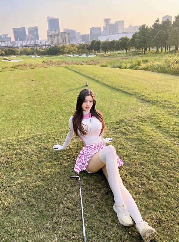 重庆加菲猫🏠极品网红清纯 单单好评❤人 示范学院在校生 业余爱好高尔夫05 170d 声音甜美 水娃娃
