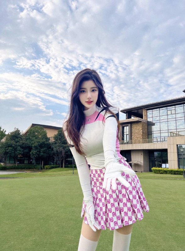 重庆加菲猫🏠极品网红清纯 单单好评❤人 示范学院在校生 业余爱好高尔夫05 170d 声音甜美 水娃娃