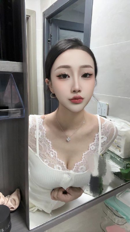 #重庆重庆水原希子极品新人 真实牛奶皮肤🐻d 171净高 03年敬业不催 带k如初恋实力碧玺