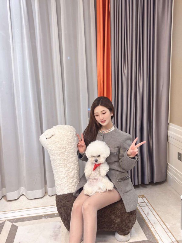 #重庆水原希子170   02year    纯御天花板零整纯天然网络主播 幽默风趣性格开朗只接待素质课温文儒雅 谈吐优雅敏感度高   皮肤白如雪，