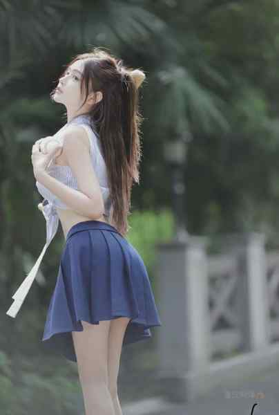 重庆啊泽🏠纯欲女大学生11170 D 04 艺术学院校花170🐻D 04年新人首次↓氵 只接素质课，极品真实在校纯欲校花