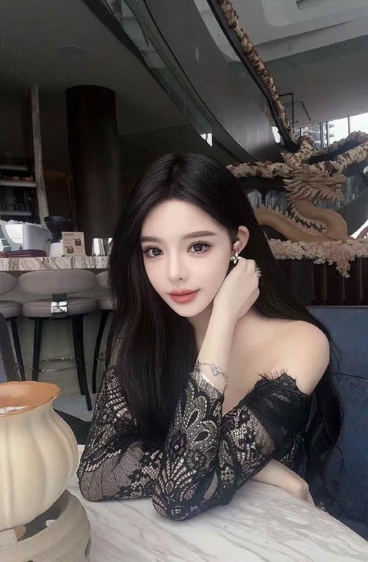 重庆梦雨涵🏠网红04可wt yt重庆04，170，92，E 长像纯御 气质网红型前凸后翘，完美女友范❤️