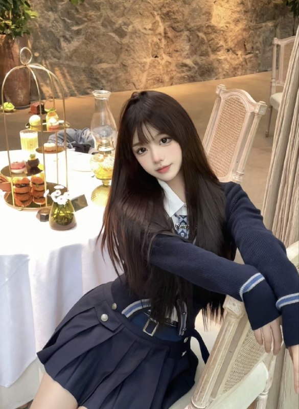 重庆•路远🏡曼曼 圈外兼职 165 19岁在校爱笑贪玩的女孩～重庆路远🏠极品白小纯 学生兼职 168c 02年皮肤紧致雪白 纯欲