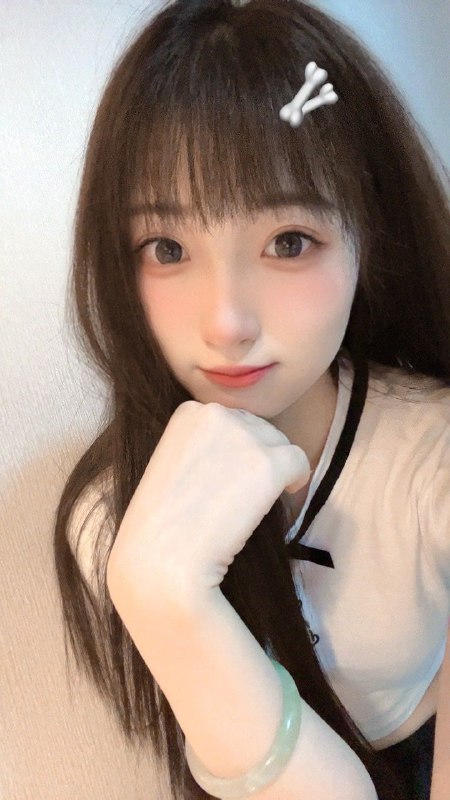 重庆•路远🏡曼曼 圈外兼职 165 19岁在校爱笑贪玩的女孩～重庆路远🏠极品白小纯 学生兼职 168c 02年皮肤紧致雪白 纯欲