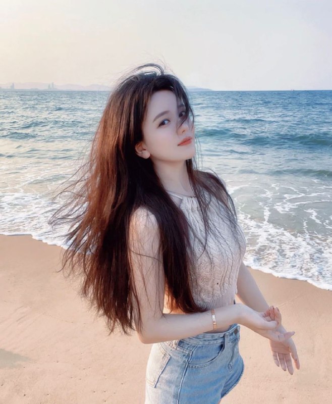 重庆 御姐 小哲🏠1.75🐻D04 175 D女孩 乖巧温柔，等你来拿捏