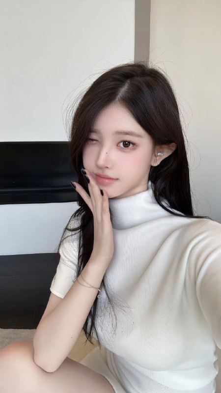 重庆➕纯欲172重庆172 E 三点粉 皮肤雪白