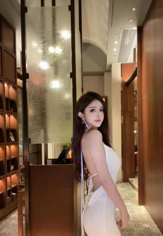 ✨重庆表哥🌊气质网红 漫画身材 筷子腿 身材比例好 168/D/22。