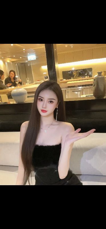 重庆军赐🏠新人大蜜车模雅典娜171，D大长腿，皮肤雪白，形象气质佳车模雅典娜171，D大长腿，皮肤雪白，形象气质佳。